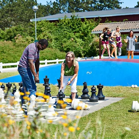 אכסניה Danhostel Strand *